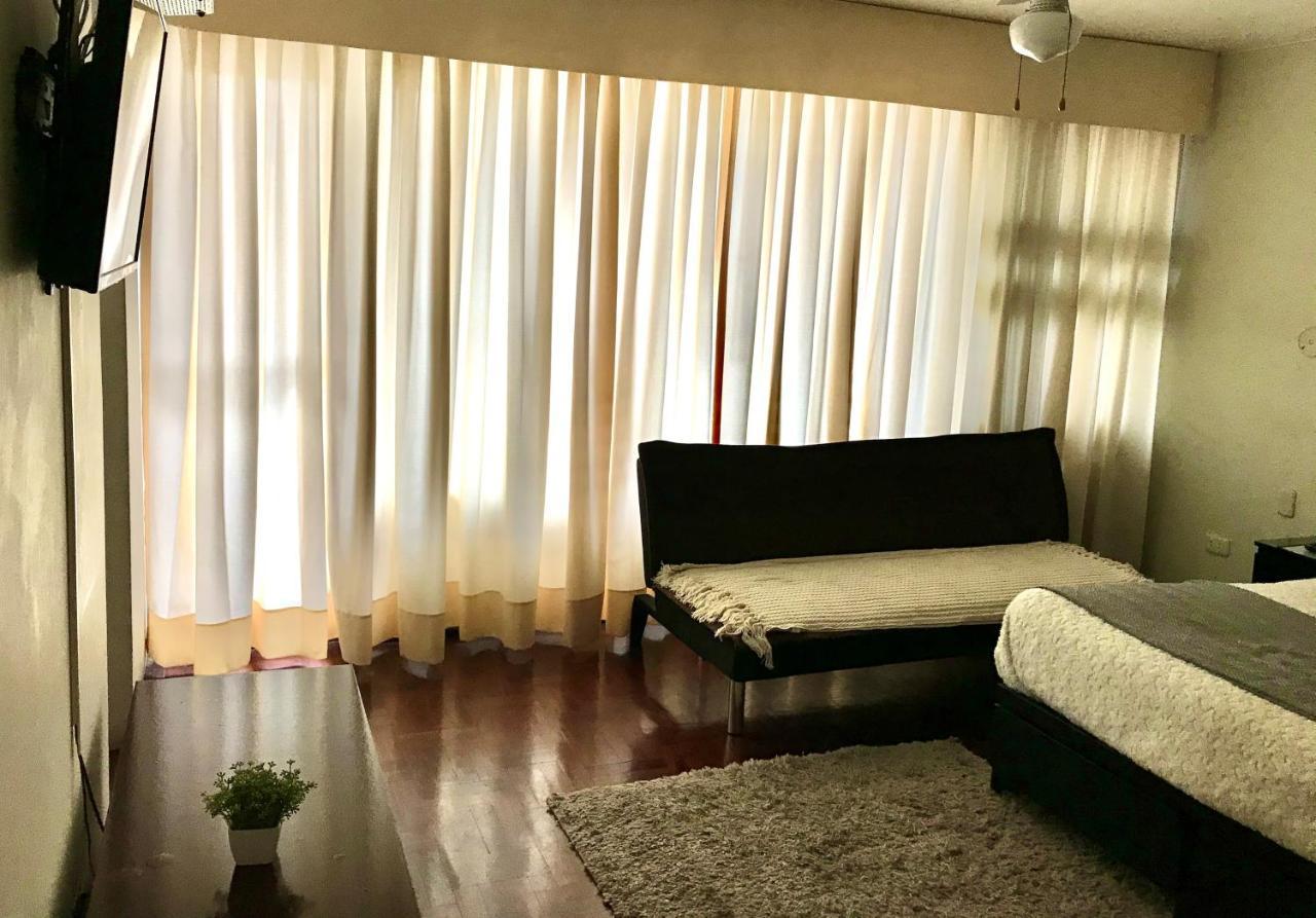 Lima Mini Aparts Monterrico - Cerca Embajada Eeuu Extérieur photo