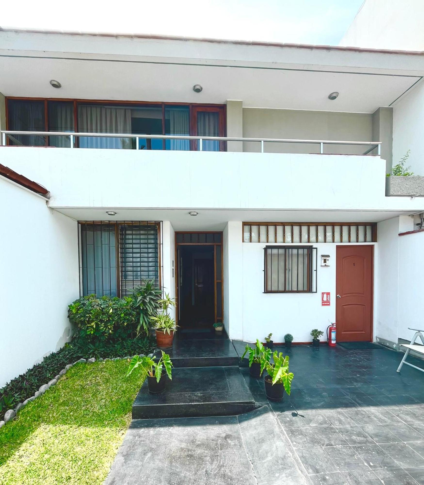 Lima Mini Aparts Monterrico - Cerca Embajada Eeuu Extérieur photo